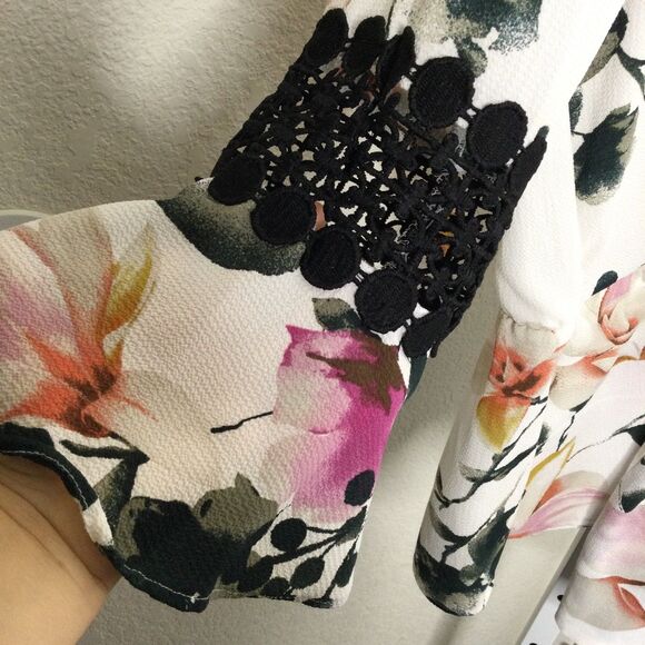 Relativity Blouse - Picture 3 of 5